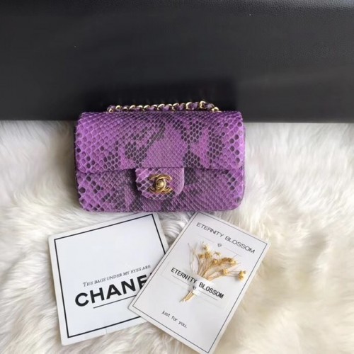 Chanel Mini Flap Bag Python Arany-Tone Metal A69900 lila