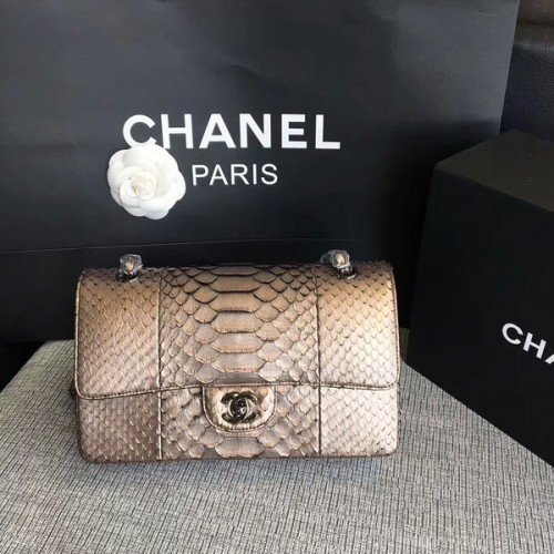 Chanel eredeti Python bőr válltáska CF1112F