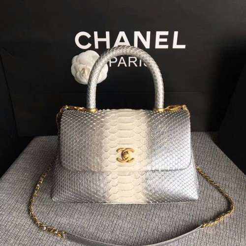 Chanel eredeti Python bőr táska 8119F