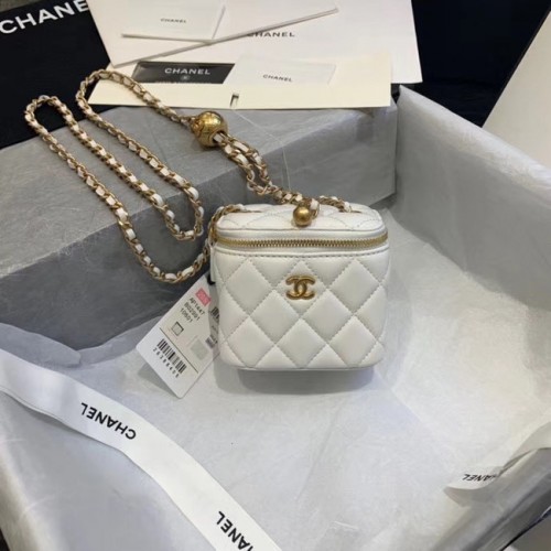 Chanel eredeti kis klasszikus láncos dobozos kézitáska AP1447 fehér
