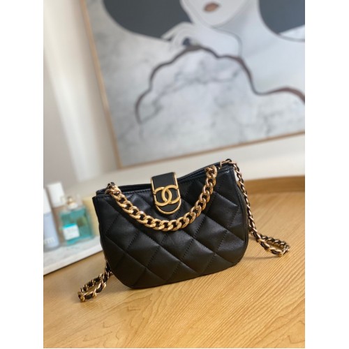 Chanel KIS HOBO TÁSKA AS3475 fekete