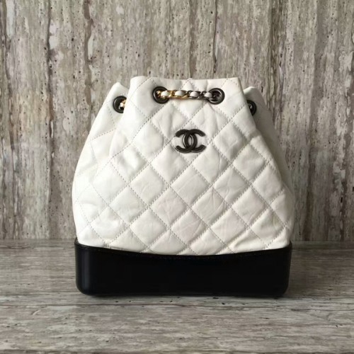 Chanel báránybőr bőr hátizsák 93825 fehér