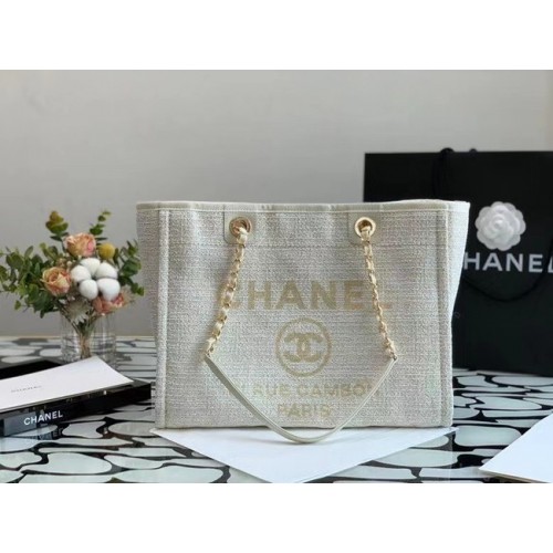 Chanel bevásárlótáska MM A67001 fehér
