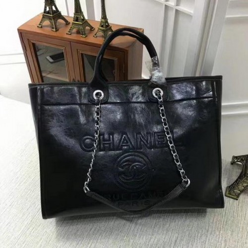 Chanel borjúbőr táska CHA3626 fekete