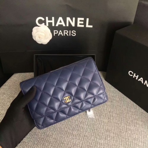 Chanel WOC sötétkék eredeti báránybőr kézitáska 33814 Glod