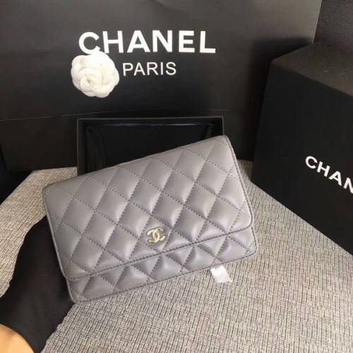 Chanel WOC Szürke Eredeti Báránybőr Zsebtáska 33814 Ezüst