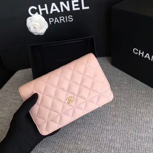 Chanel WOC Fülbevaló Világos Rózsaszín Eredeti Báránybőr Bőr 33814 Glod