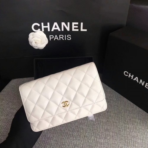 Chanel WOC Fehér Eredeti Báránybőr Bőr Zsebtáska 33814 Glod
