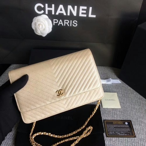 Chanel WOC Flap Válltáska Arany Borjúbőr A33814 Arany