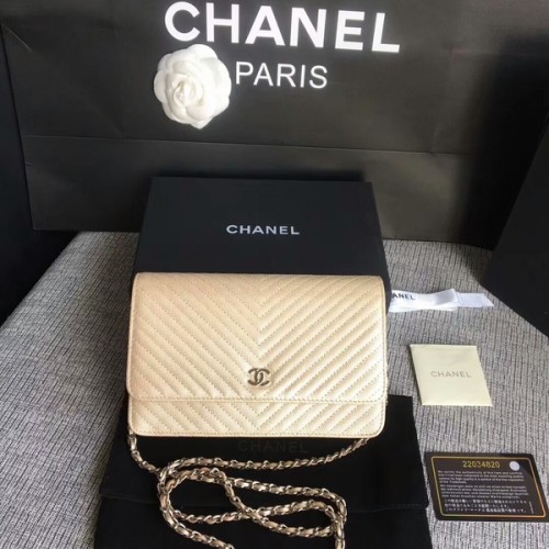 Chanel WOC Flap Válltáska Arany Borjúbőr A33814 Ezüst