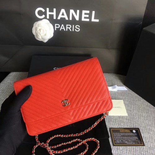 Chanel WOC Flap Válltáska Piros Borjúbőr A33814 Ezüst
