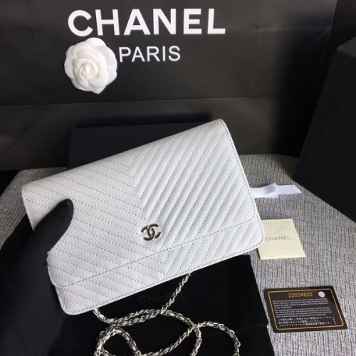Chanel WOC Flap Válltáska Fehér Borjúbőr A33814 Ezüst