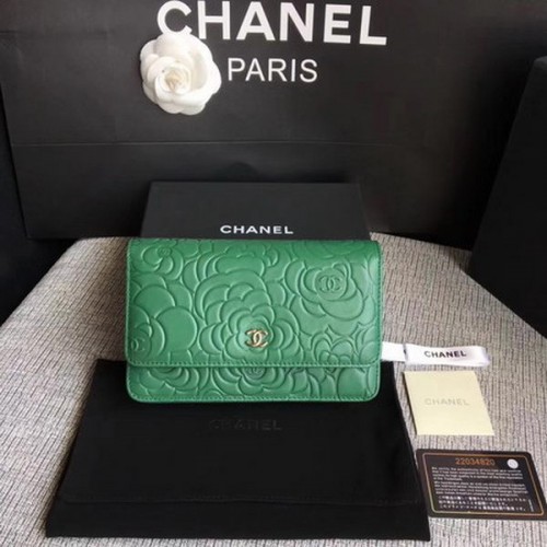 Chanel WOC Zöld Kamélia Bőr Mini Zsebtáska A33814 Ezüst
