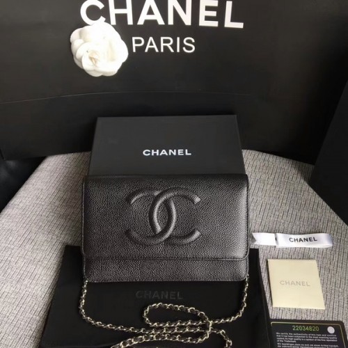 Chanel WOC Eredeti Borjúbőr Fekete Válltáska 33814 Ezüst