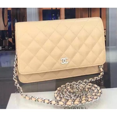 Chanel WOC mini füles táska barackszínű báránybőrből A5373 ezüst