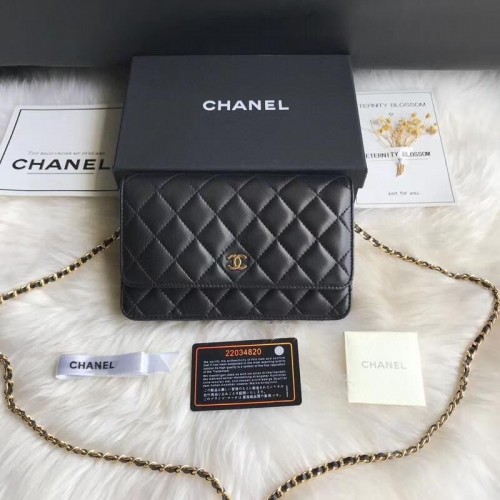 Chanel WOC mini fedeles táska Cannage mintával A33816C fekete
