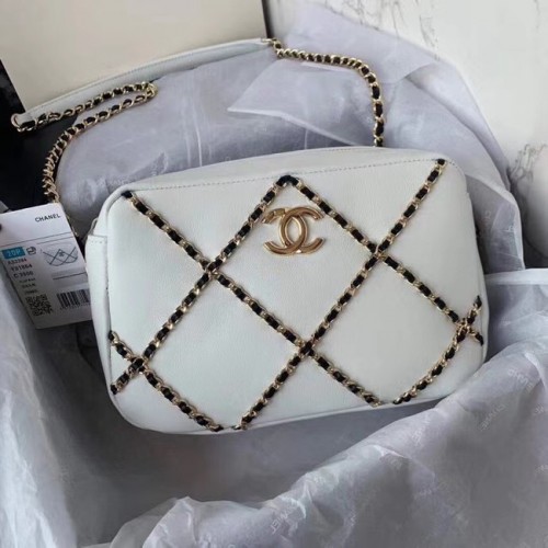 Chanel keresztpántos táska AS2384 Fehér fekete