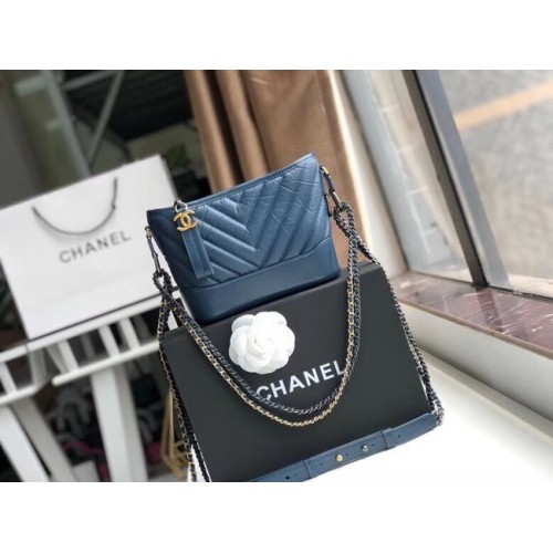 Chanel gabrielle kis hobo táska A91810 kék