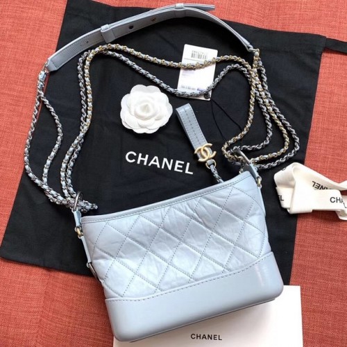 Chanel gabrielle kis hobo táska A91810 világoskék