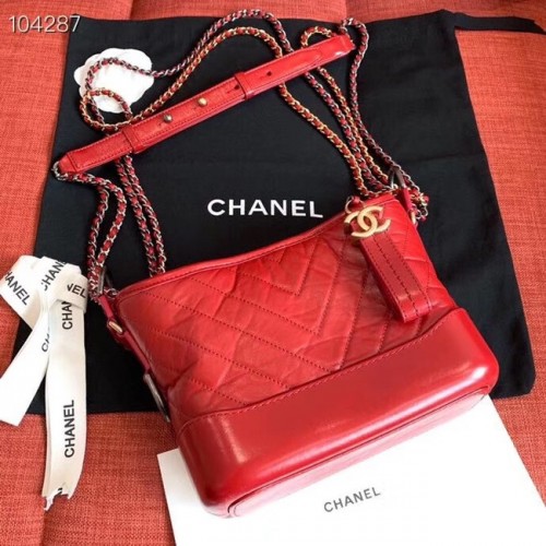 Chanel gabrielle kis hobo táska A91810 piros