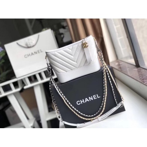 Chanel gabrielle kis hobo táska A91810 fehér