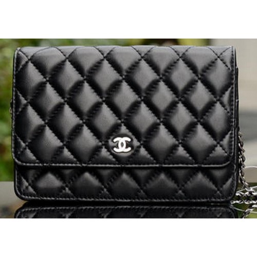 Chanel mini fedeles táska fekete báránybőrből A33814 ezüst