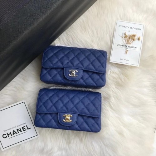 Chanel mini fedeles táska szemcsés borjúbőrből A1116 sötétkék