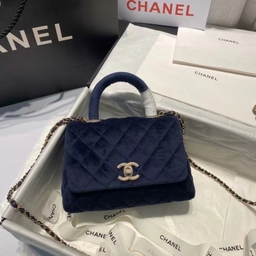 Chanel mini fedeles táska felső fogantyúval AS2215 királykék