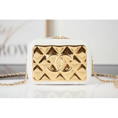 Chanel mini bőr válltáska AP2393 fehér