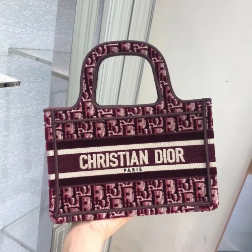 DIOR KÖNYVTÁSKA Burgundi Dior Ferde Hímzett Bársony M1286Z