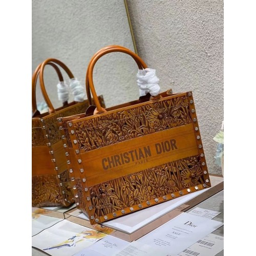 DIOR KÖNYVTÁSKA Többszínű Hímzés M1296ZR-17 SÁRGA