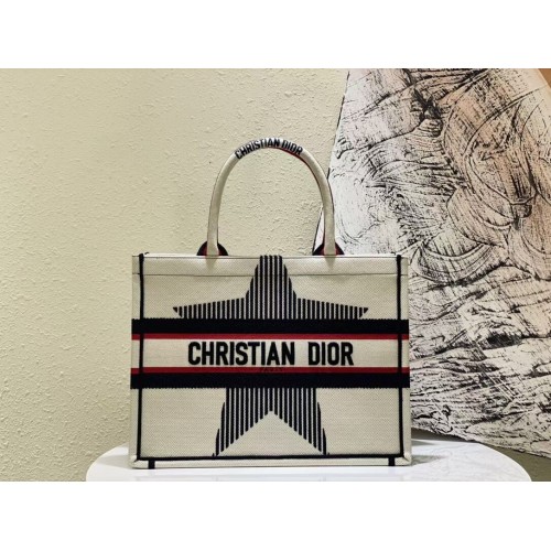 DIOR KÖNYVTÁSKA Többszínű Hímzés M1296ZR-22