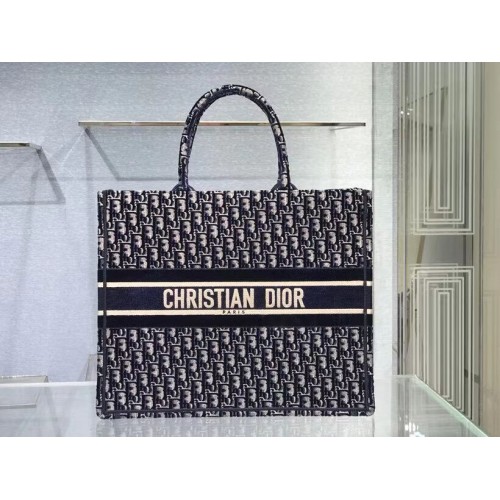 DIOR KÖNYVTÁSKA kék Dior Oblique Embroidered Bársony M1286Z