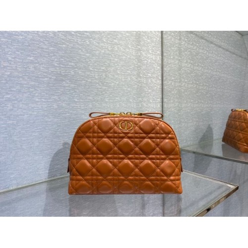 DIOR CARO BEAUTY POUCH Cannage báránybőr S5047 barna