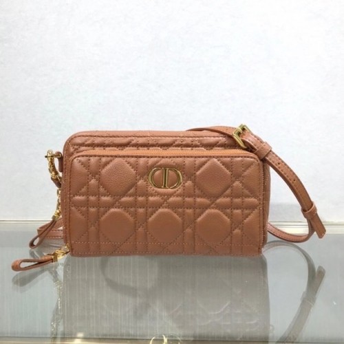 DIOR CARO DUPLA TÁSKÁS Rugalmas Cannage Borjúbőr S5037U barna