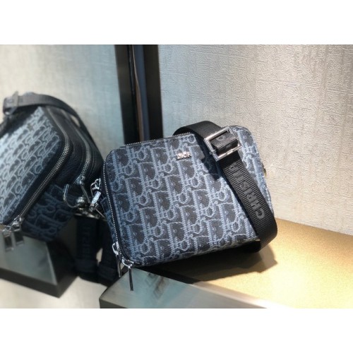 DIOR FERDE TÁSKA M9205 kék