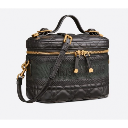 DIOR KIS DIORTRAVEL FISHERTÁSKA Cannage Báránybőr S5488U fekete