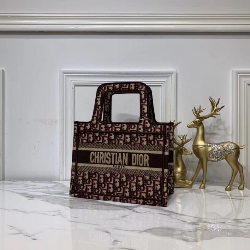 DIOR HÍMZETT VÁSZON TÁSKA C0195 Borszínű