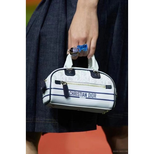 DIOR kis bőr táska C9201 fehér