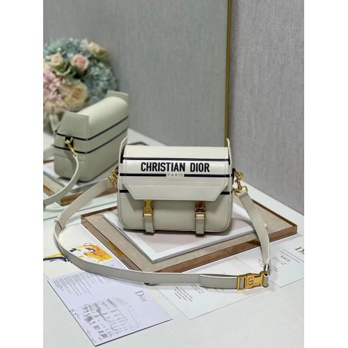 DIORCAMP TÁSKA Dior Többszínű Nyakkendő Dior Borjúbőr M1291 krémszínű