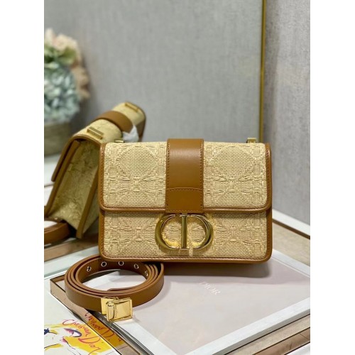Dior 30 MONTAIGNE TÁSKA Matt Borjúbőr C9268 Sárgabarack
