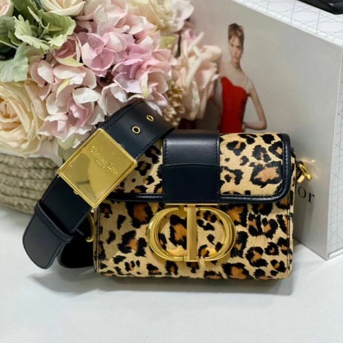Dior 30 MONTAIGNE DOBOZ TÁSKA Ferde Jacquard C9288 Barna Leopárdmintás
