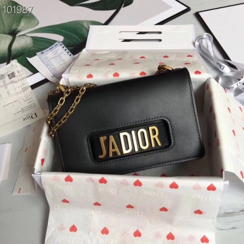 Dior Jadior Fülkés Táska Lánccal Borjúbőr M9000C Fekete