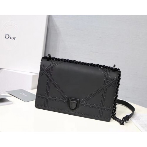 Dior KLEINE ULTRA FEKETE DIORÁMA-TAS M0422S FEKETE