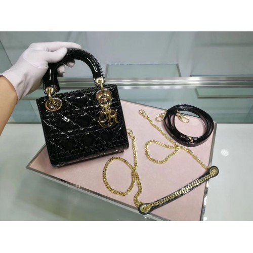 Dior MINI LADY DIOR BORJÚBŐR Fekete TÁSKA M0505O Arany
