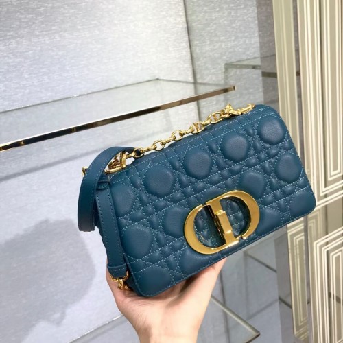 Dior KIS DIOR TÁSKA Puha Cannage Borjúbőr M9241 Kék