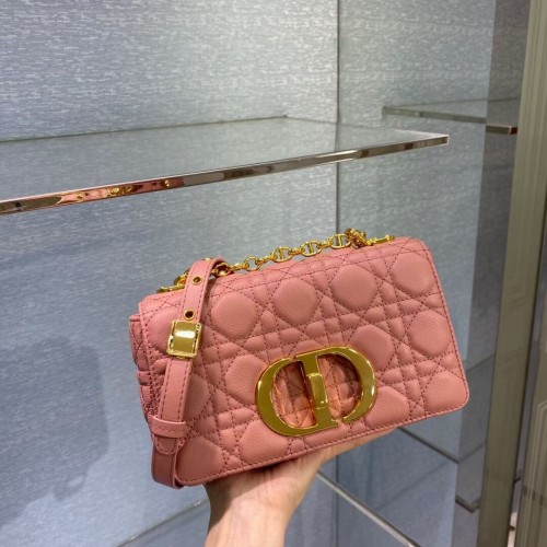 Dior KIS DIOR CARO TÁSKA Puha Cannage Borjúbőr M9241 rózsaszín