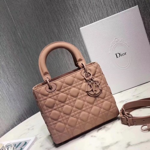 Dior ULTRAMATTE LADY DIOR-TAS M0565S rózsaszín