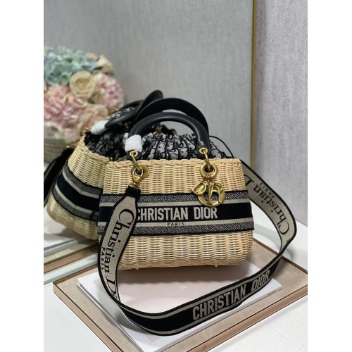 Dior Szőtt barackszínű, fekete bőrrel C9908