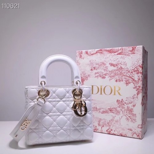 Dior szerencsés jelvények eredeti báránybőr táska A88035 fehér